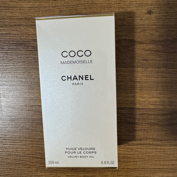 Chanel Coco Mademoiselle Velvet Body Oil - Picture 1 of 1